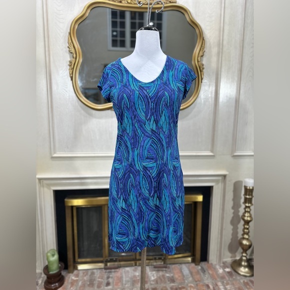 L.L. Bean Dresses & Skirts - L.L.Bean Women’s‎ Swim Dress S Blue Teal Wave Print UPF 50+ Stretchy